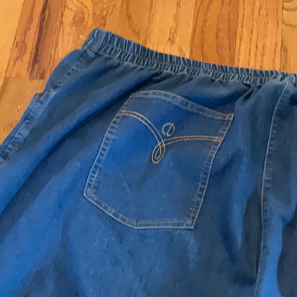 C.D.Daniels~Wide Leg Cropped\Capris 💙 - Picture 10 of 10